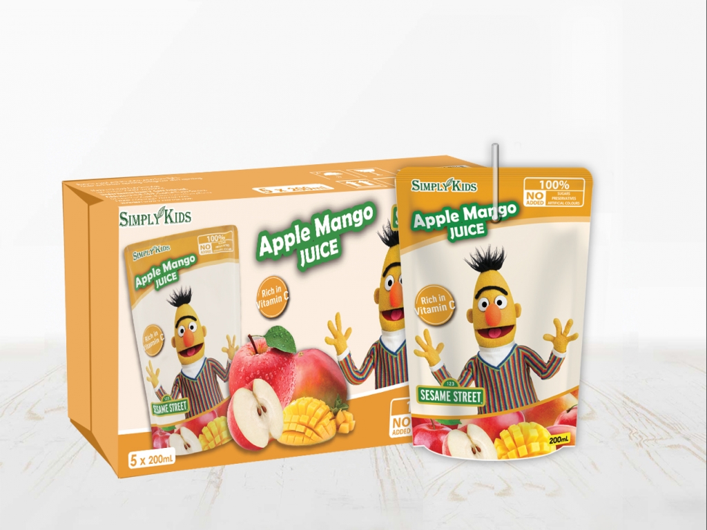 Apple Juice 10% / Apple Strawberry Juice 10% / Mango Juice 10% / Orange Juice 10%. Available in 10 pack.